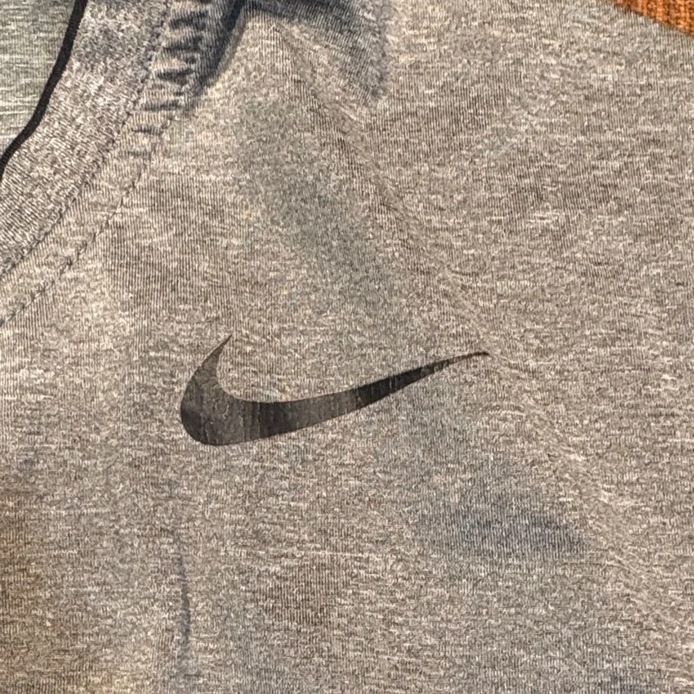 Nike Men's Gray Dri-FIT Tank Top - Picture 9 of 12
